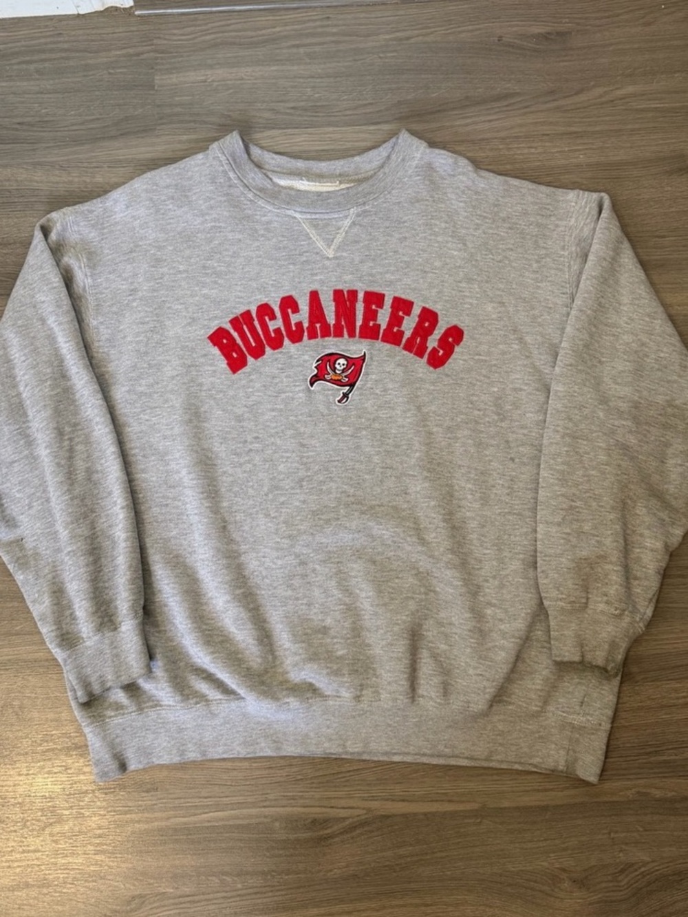 Vintage Tampa Bay Buccaneers Oversized Crewneck Sweatshirt with Spellout Logo